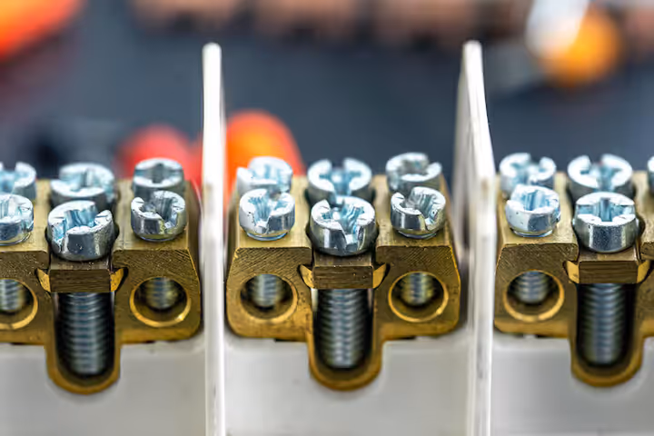 The Ultimate Guide to Industrial Fasteners and Their Industrial Applications