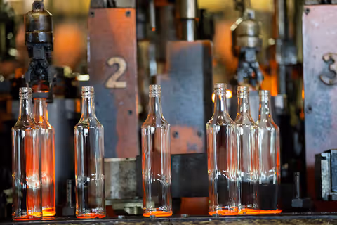 Glass Bottle Manufacturers: A Complete Guide to Production, Materials, and Industry Applications
