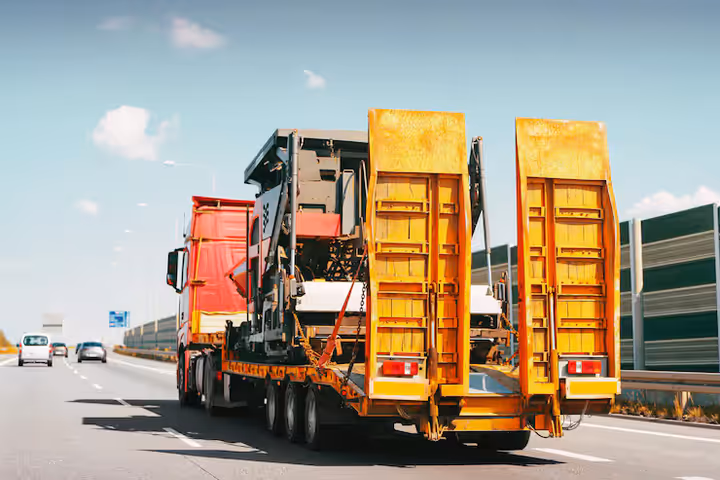 Oversized Load Transportation: A Complete Guide to Regulations, Safety, and Heavy Hauling Logistics